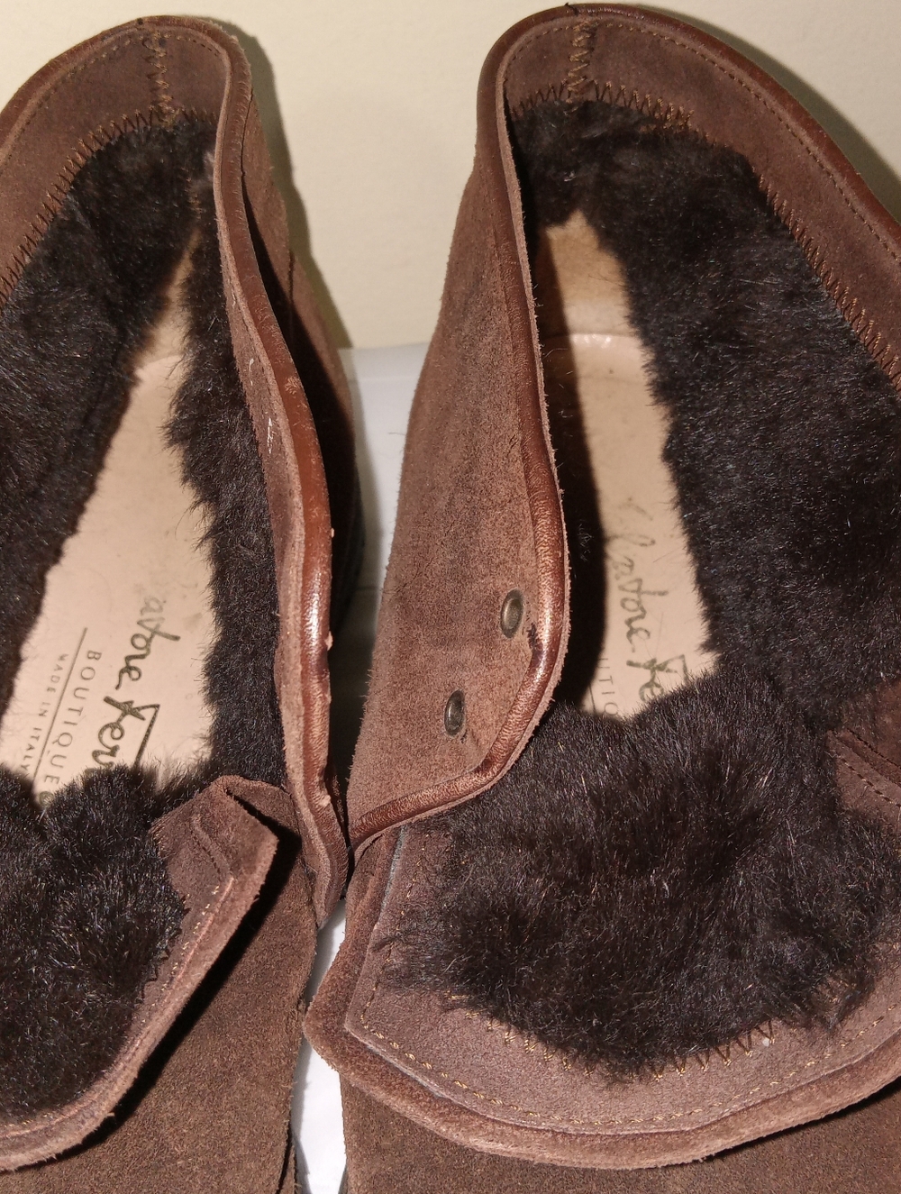 Vintage Salvatore Ferragamo Brown Suede Fur Lined Chukka Boots 6B - Picture 9 of 10